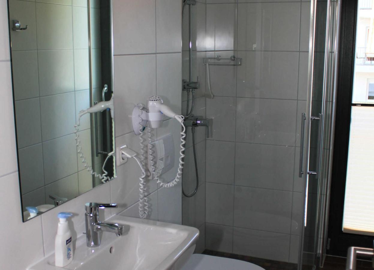 Ruegen Star Appartements De Luxe 萨斯尼茨 外观 照片